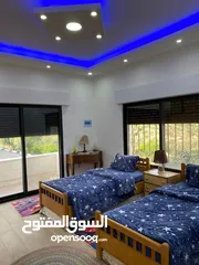  6 مزرعة مميزة للبيع في السلط / المغاريب