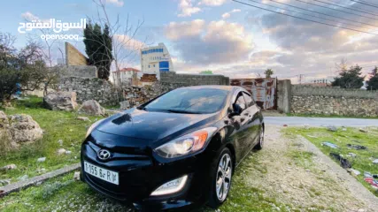  7 هونداي i30 فل اوتماتك 2013 فل اضافات السيارة نخب نخب الله يبارك لصاحب النصيب..