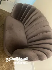  1 كنب مستعمل في حاله جيده