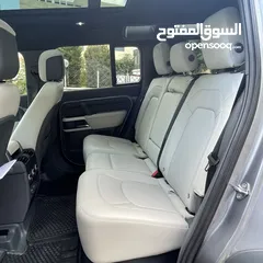 16 Land Rover Defender V6 2023  وارد وكفالة الشركة