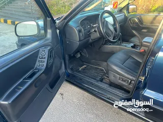  9 جيب شيروكي 2002 بحالة ممتازة 4000 سي سي ترخيص واطي Jeep WJ