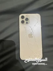  1 ايفون 12 برو 128GB الشاشه خلف منكسره فقط الي في الامام ما نكسرت البطاريه 85٪؜