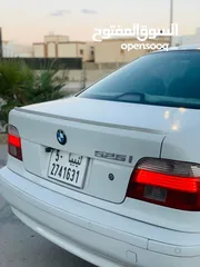  3 للبيع BMW 525i