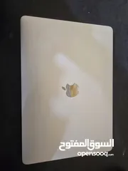  2 macbook  pro 2017. بسعر حرق