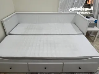  1 سرير ايكيا قابل للغلق والفتح