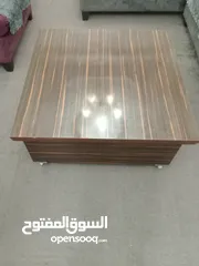  2 طاولة خشب نوع تركي مستنمل بحالة جيدة   تفتح الطاولة لتصبح بطول مضاعف   الطول 180   العرض 90