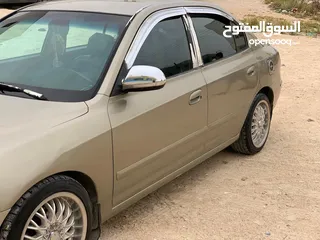  4 هيونداي اكس دي 2001