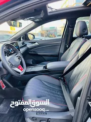 26 ‏Volkswagen ID6 black edition