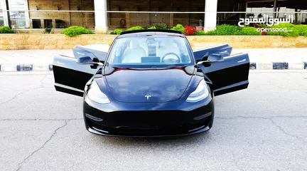  4 تيسلا 2020 model 3 فحص كامل اوتوسكور +B بحالة الوكالة لون مميز غرفة بيضا ممشى قليل للبيع بسعر محرووق