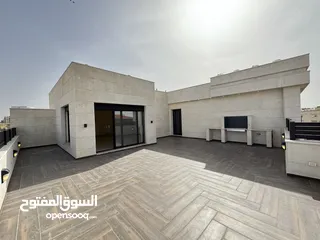  1 شقة دوبلكس مع روف باطلالة مميزة مساحة 280 + 90 باجمل مناطق رجم عميش - حي الصحابة -شركة رمضان للاسكان
