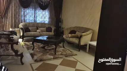  1 طقم كنبيات