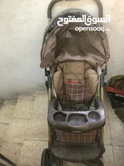  1 عرباية شارع للأطفال  ماركة GRACO العالميه بحالة الجديد بسعر مغري