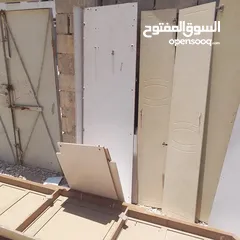  1 خزانة للبيع