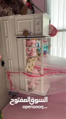  1 سرير اطفال بحالة جيدة