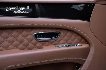  15 Bentley Bentayga V8