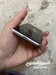  3 iPhone SE 2022 الجيل الثالث