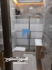  3 شقة أرضية فاخرة للبيع في الجاردنز  - خلف الدستور 155م مع ترس 25م تشطيب سوبر ديلوكس لم تسكن