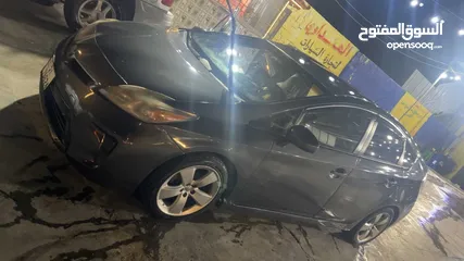 13 تويوتا بريوس 2014 بحاله ممتازه للبيع بسعر منافس