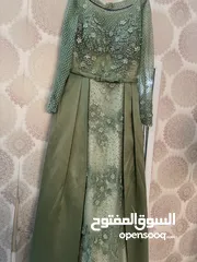  7 فساتين سهره بحاله جديده لبسه واحده فقط للبيع
