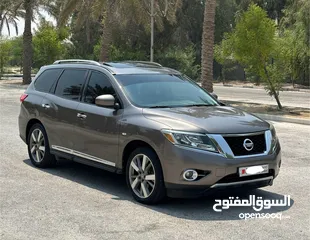  2 Nissan Pathfinder 3.5 model 2014 full option panorama