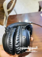  14 iPhone 12 promax 256 بطارية 87 شاشتو فيها شعر والضهر من عند الكاميرات مشعور الجهاز بحالة ممتازة