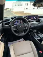  19 قمة بالنظافة Lexus ES 350 2019 بانوراما فل اوبشن و بسعر مناسب جدا