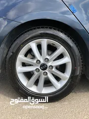  12 KIA k3 2017  بحالة ممتازة