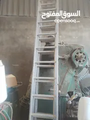  2 عدد صناعية وانشائيه مختلفه
