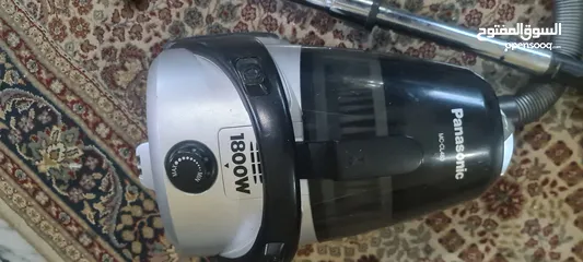  1 مكنسة بانوسونيك  (( Panasonic))  1800 واط ، بحالة الجديد ،