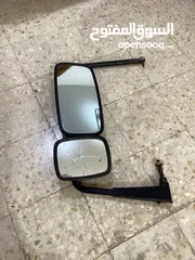  4 مرايا مع ذرعانهم