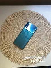  2 لابتوب وتلفون للبيع