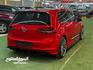  4 Golf R, 2015 model, Gulf specifications, in excellent condition