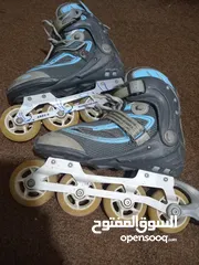  1 بوت عجال ( سكيت ) للبيع بسعر 10 دنانيرر بحال الجديد