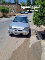  2 هونداي فيرنا موديل 2002