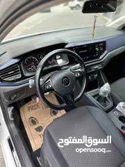  5 جولف 2021 لون ابيض