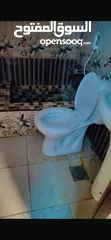  5 بسبب السفر شقه ارضي للبيع 3 غرف نوم و2وصالونين و 3حمامات و2 ومطبخين وحديقه صغير 3-4م داخل المنزل في
