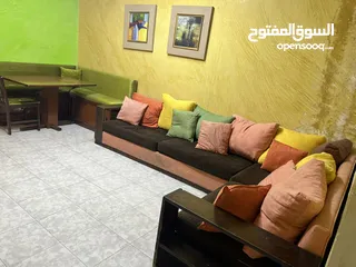  11 شقة مفروشة