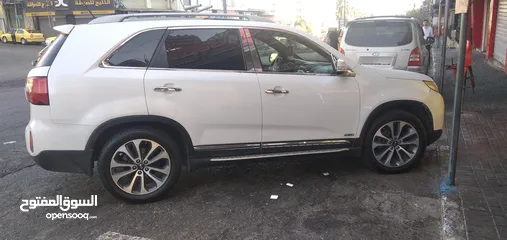  12 كيا سرنتو 4WD