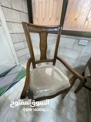  6 كنب غرفة ضيوف و طاولة سفرة مستعمل