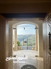  2 فيلا للإيجار/ للبيع بإطلالة جميلة جدا Villa for rent/sale with beautiful views and amenities!