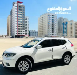  9 NISSAN XTRAIL 2015 WHITE GCC WITH SUNROOF