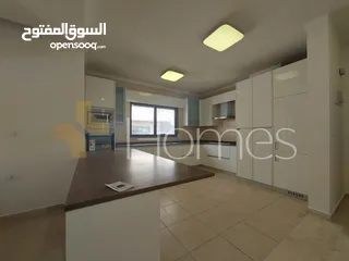  9 شقة طابق ثالث للبيع في جبل عمان بمساحة 190م