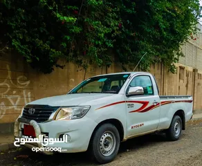  1 تويوتا HILUX 2014