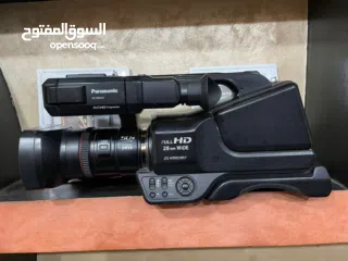  2 كاميرا فيديو full Hd رائعة جدا نوع panasonic