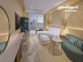  6 A 5-Star Deluxe Hotel Resort on Palm Jumeirah Beach