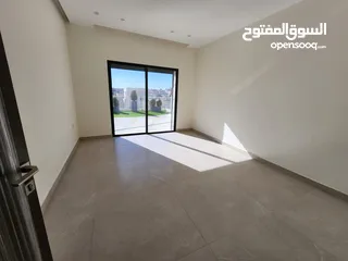  19 روف فاخر للبيع في عبدون ref : 14387