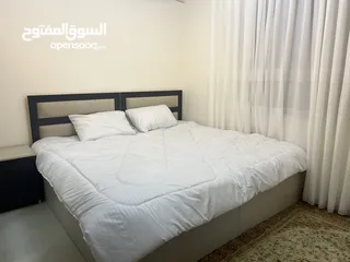  26 شقة +VIP مفروشة فندقية ارضية كبيرة مميزة عائلات فقط ثلاث غرف نوم وحديقة قرب دوار المدينة والشميساني