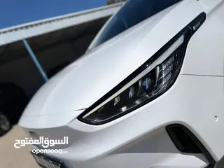  10 جيلي جيومتري الكهربائية 2022