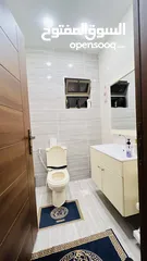  6 شقه ارضيه مميزه مع تراس ومدخلين للبيع الجبيهه / الريان
