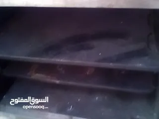  3 فرن شغال %%فقط بحاجه  الى روس من فوق والله يبارك لصاحب النصيب الموقع عين الباشا المضمار وبسعر رمزي